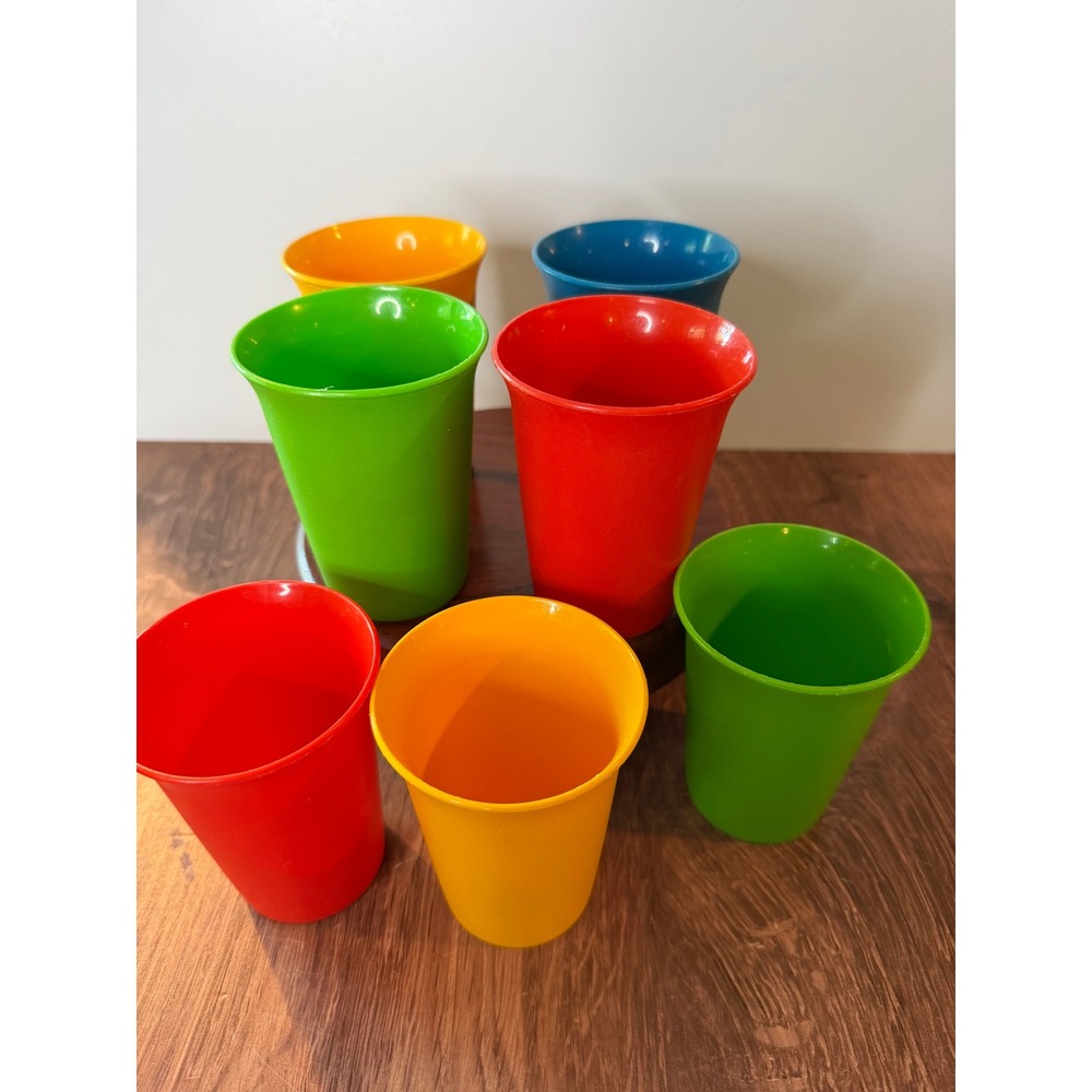 Vintage 1970s Tupperware Primary Colors Tumblers Set of 7 Made in USA